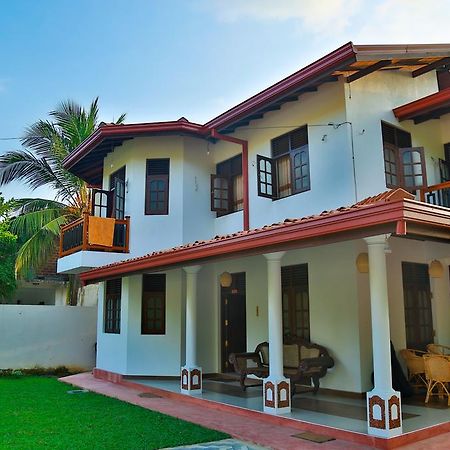 4 S Villa Tangalle Exteriér fotografie