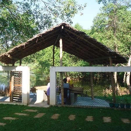 4 S Villa Tangalle Exteriér fotografie